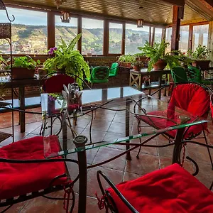 https://penthouse-hotel.alltbilisihotels.com